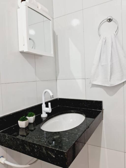 Apartamento Flat Compacto E Mobiliado Proximo A Rodoviaria Aeroporto Palmas  Exterior foto